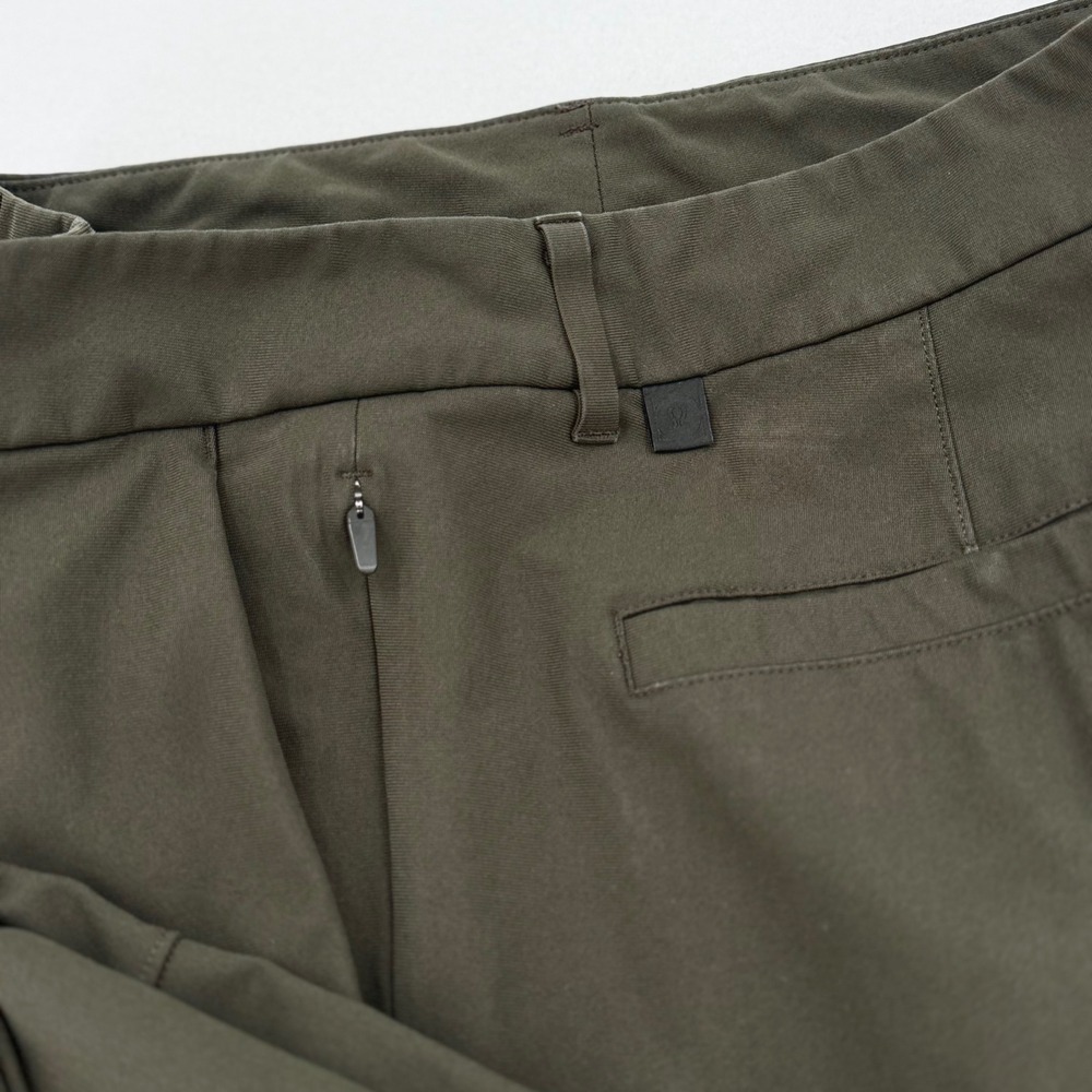 Lululemon Commission Slim-Fit Pant Mens 34 Olive Green Technical Excellent - Picture 2 of 8